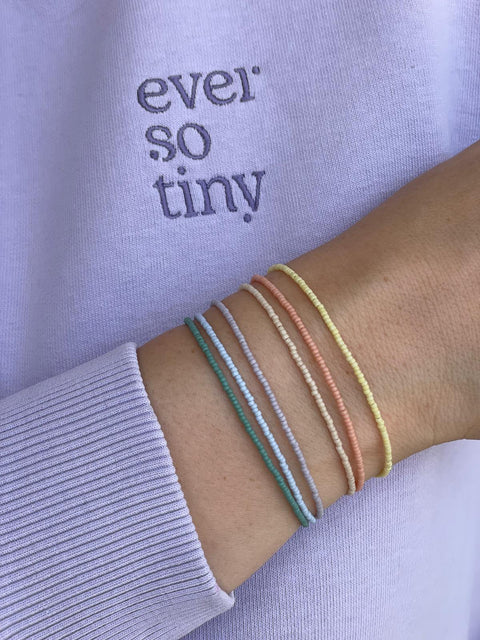 Romy stellt die Basic Armbänder vor
